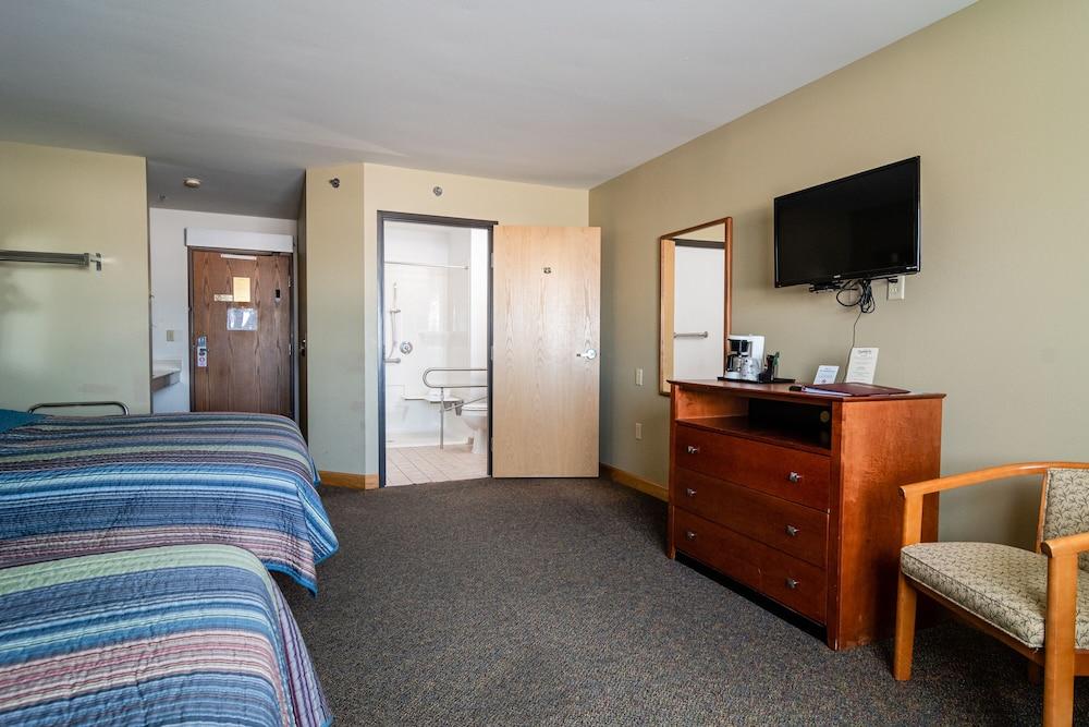 Cedarberry Inn photo 5