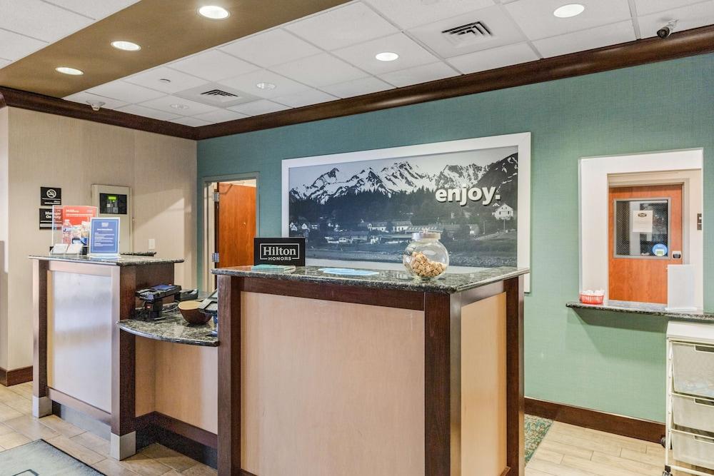 Hampton Inn & Suites Colorado Springs/Air Force Academy photo 9