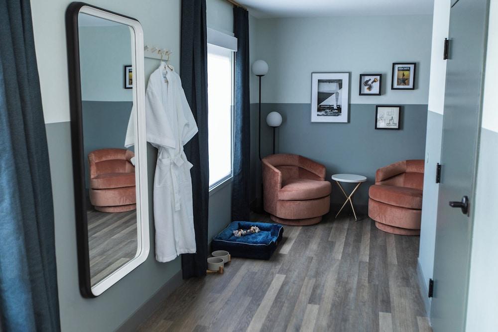 voco The Darwin Atlanta Midtown by IHG photo 24
