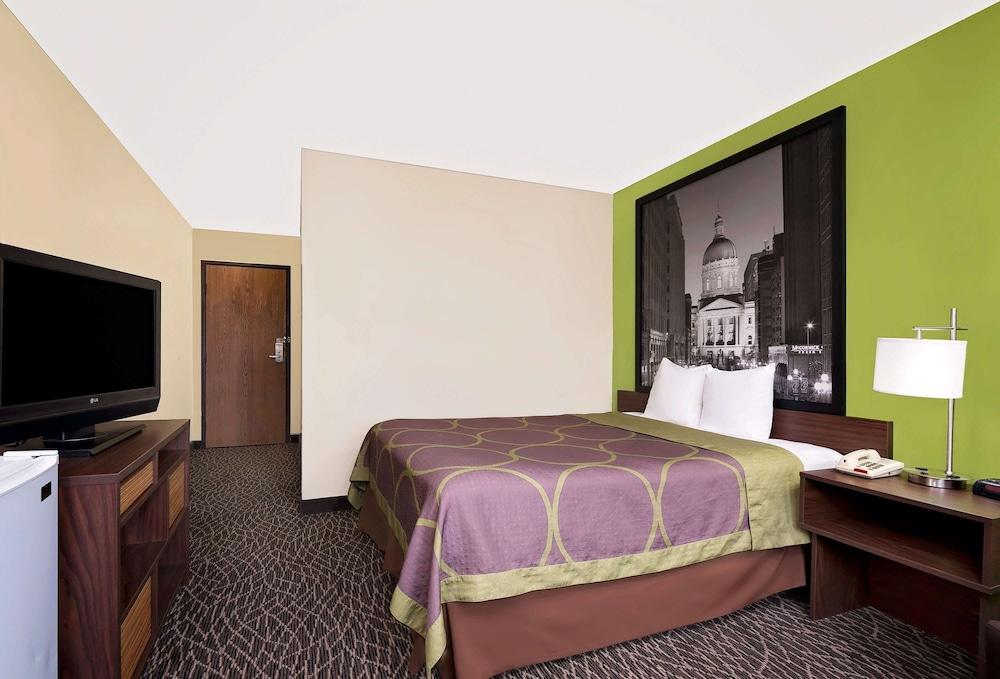 Super 8 by Wyndham Muncie/Ball St. College Area photo 10