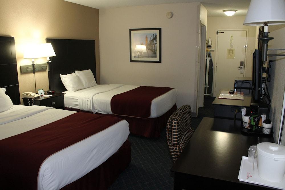 Quality Inn & Suites photo 5