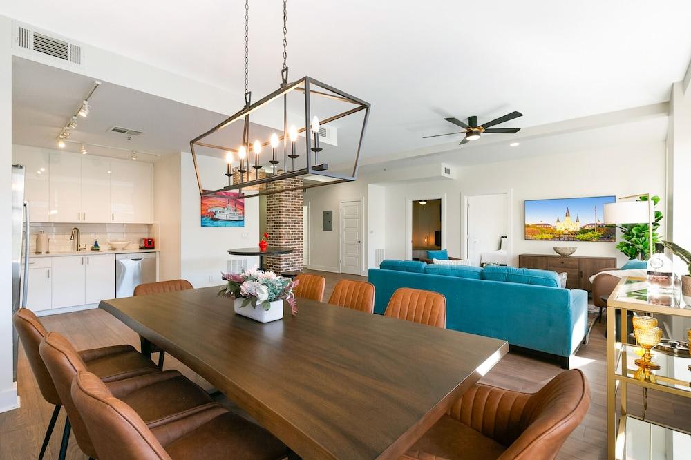 Modern Condos in California Building by Hosteeva photo 55