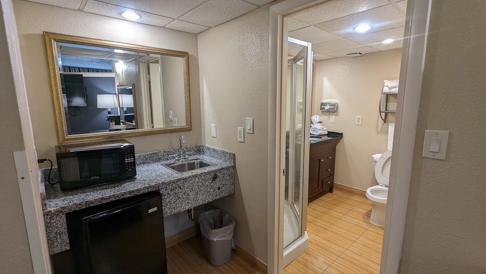 Spark by Hilton Bensalem Philadelphia photo 8
