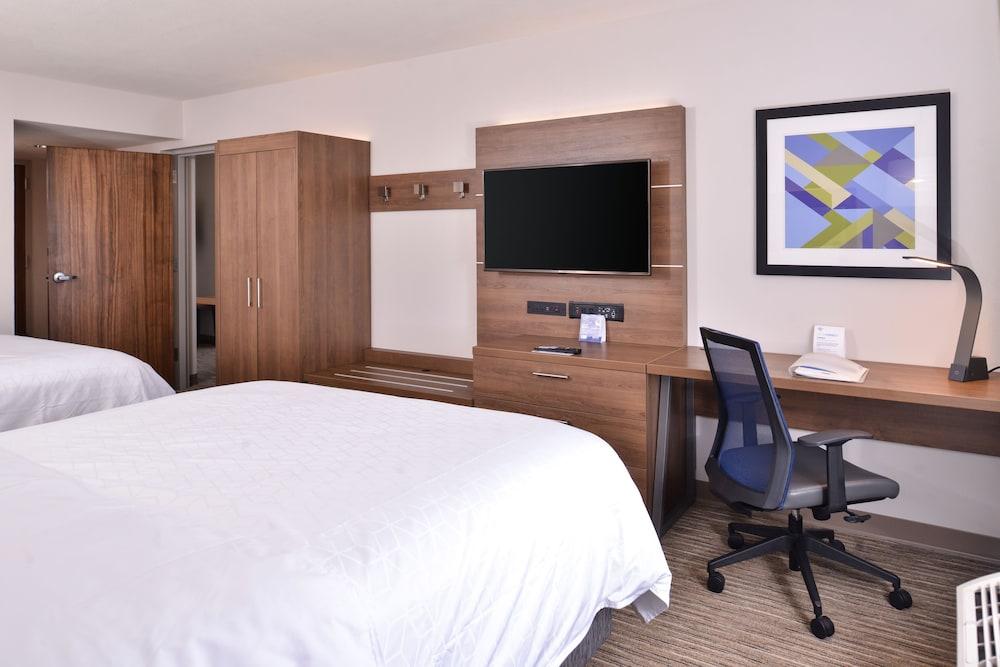 Holiday Inn Express Hotel & Suites Mesquite by IHG photo 9