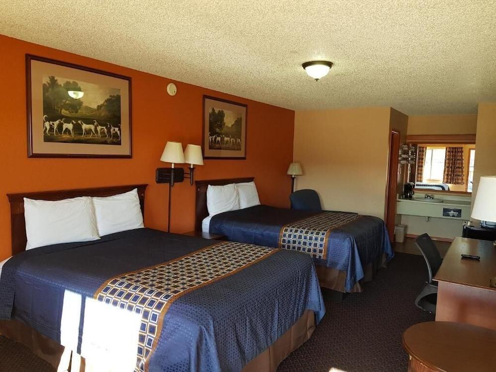 Budget Host Inn Eastland photo 28