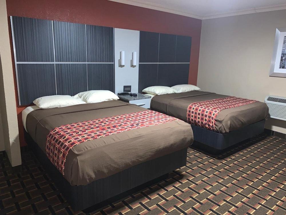 Budget Inn photo 10