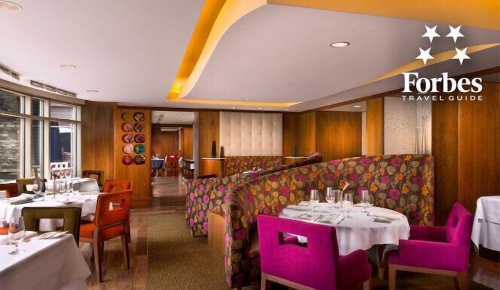The Lodge at Turning Stone Resort Casino photo 7