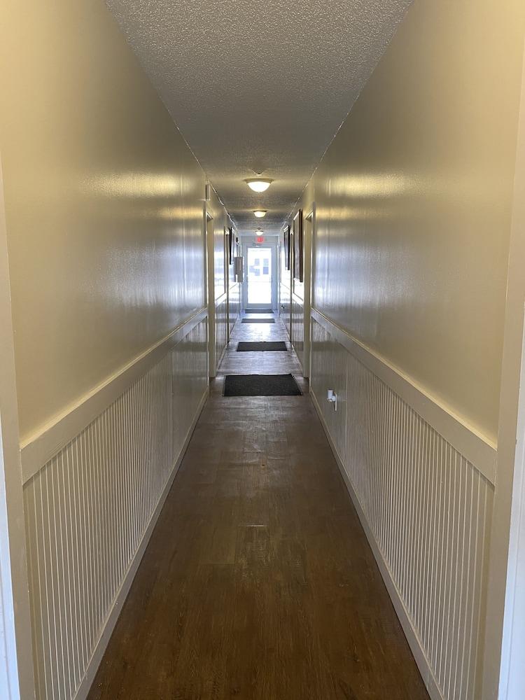 Seaview Pier and Motel photo 19
