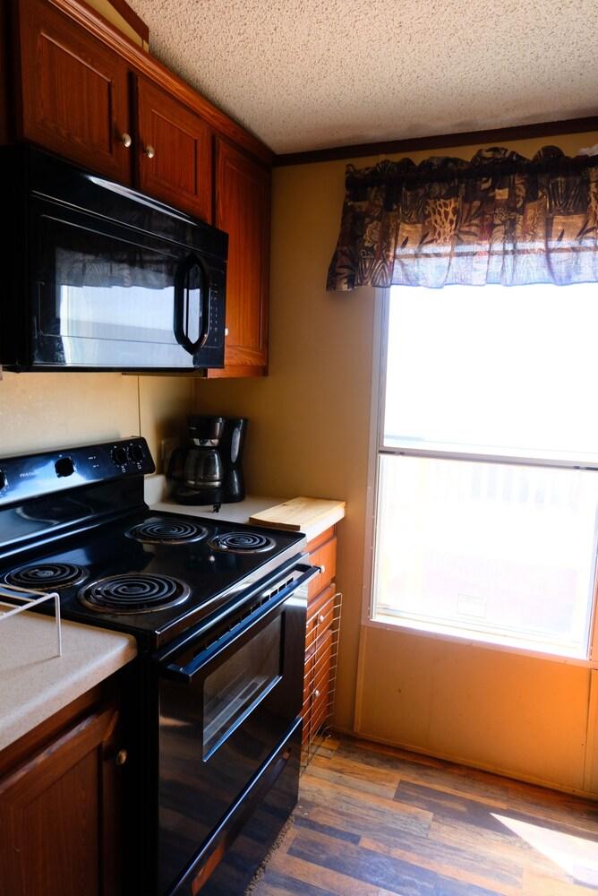 Target Hospitality-Delaware Lodge Orla photo 56