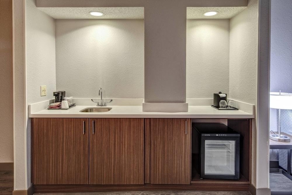 Courtyard By Marriott Vanderbilt-West End photo 12