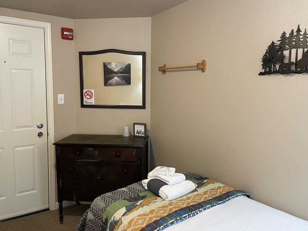 North Cascades Inn photo 63