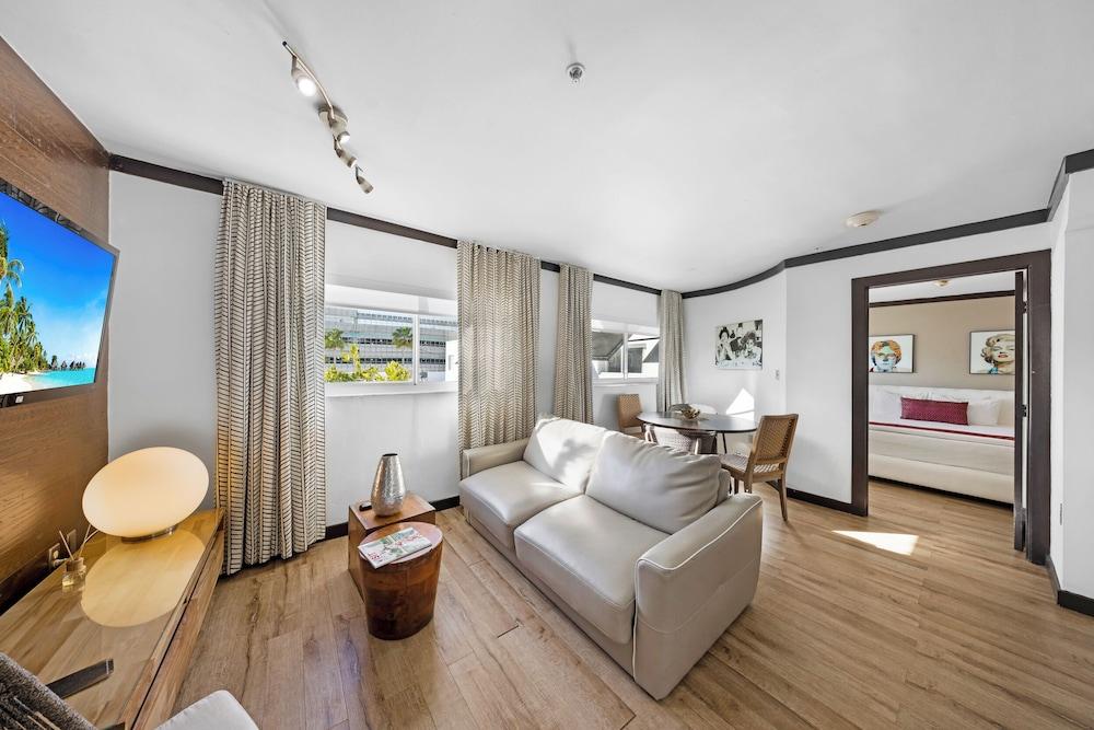 The Shoreline Suites photo 30