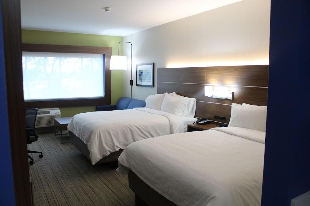Holiday Inn Express & Suites Latta by IHG photo 41