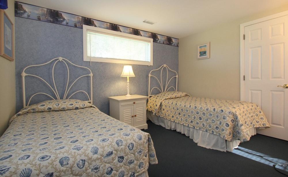 Colonial Acres Resort photo 53