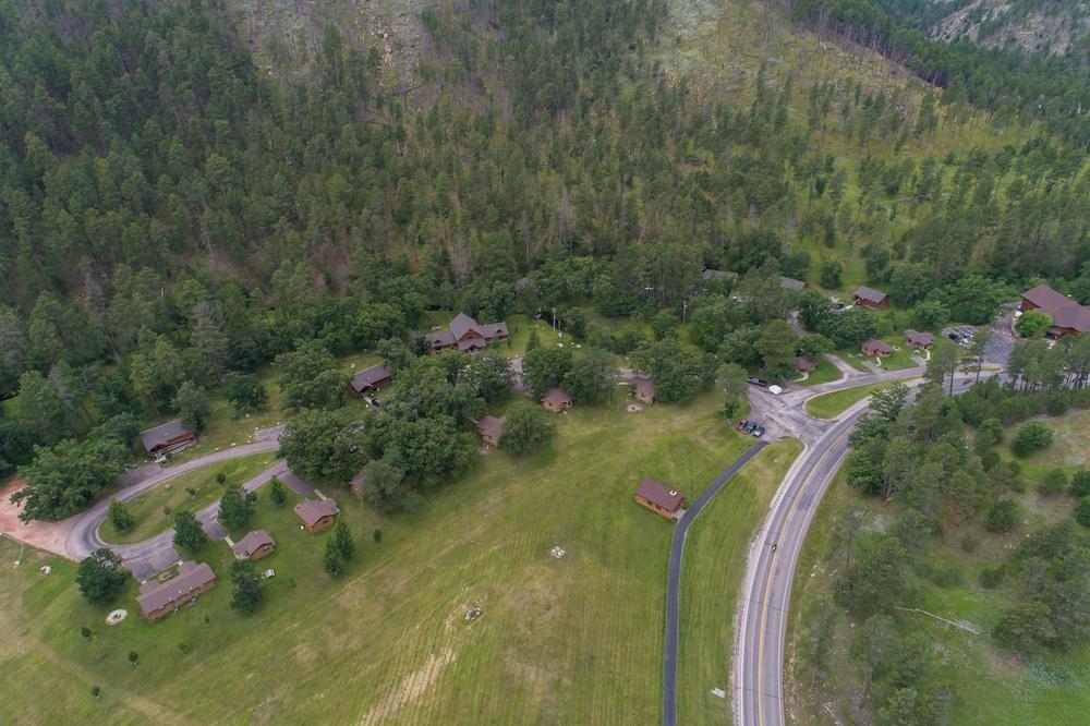 State Game Lodge at Custer State Park Resort photo 11