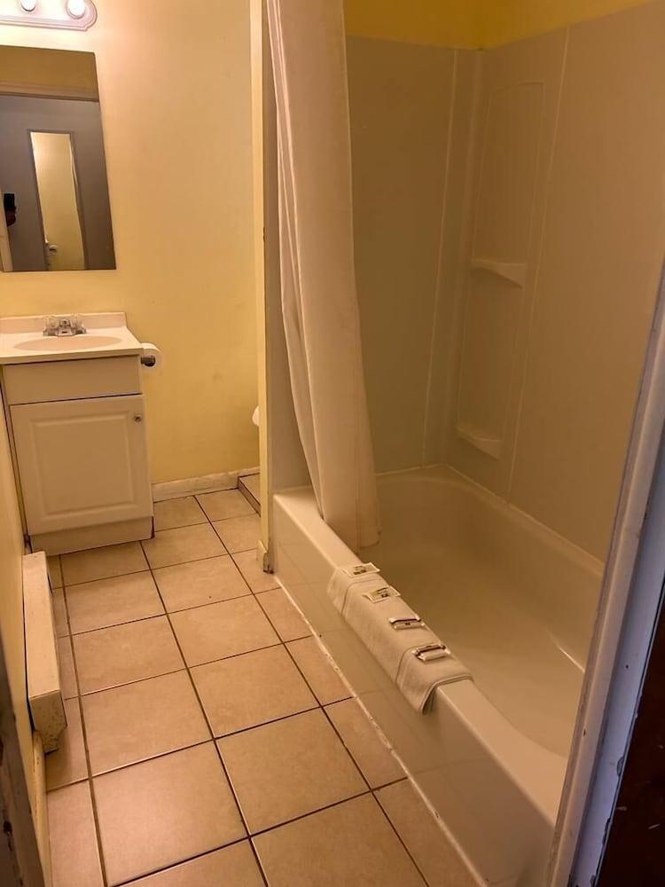Country Place Inn And Suites photo 16