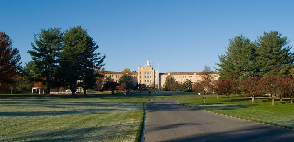 William F. Bolger Center photo 29