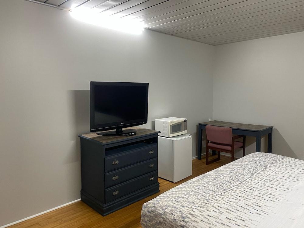 Discovery Inn Macon photo 9