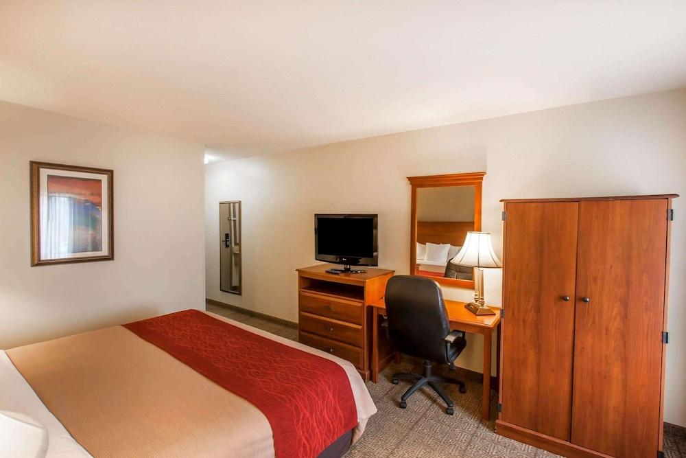 Quality Inn & Suites Germantown North photo 10