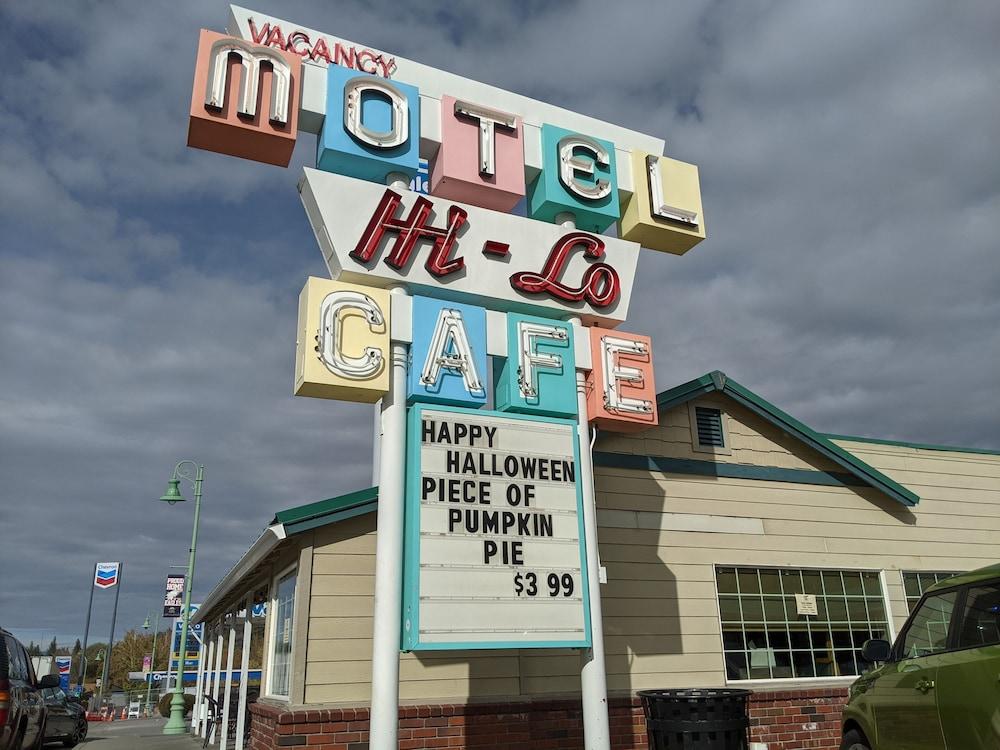 Hi-Lo Motel, Cafe and RV Park Mount Shasta Area photo 50