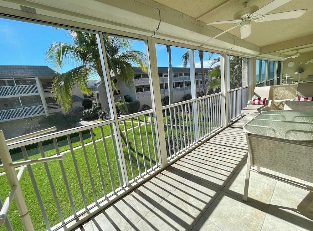 Sanibel Siesta on the Beach photo 23