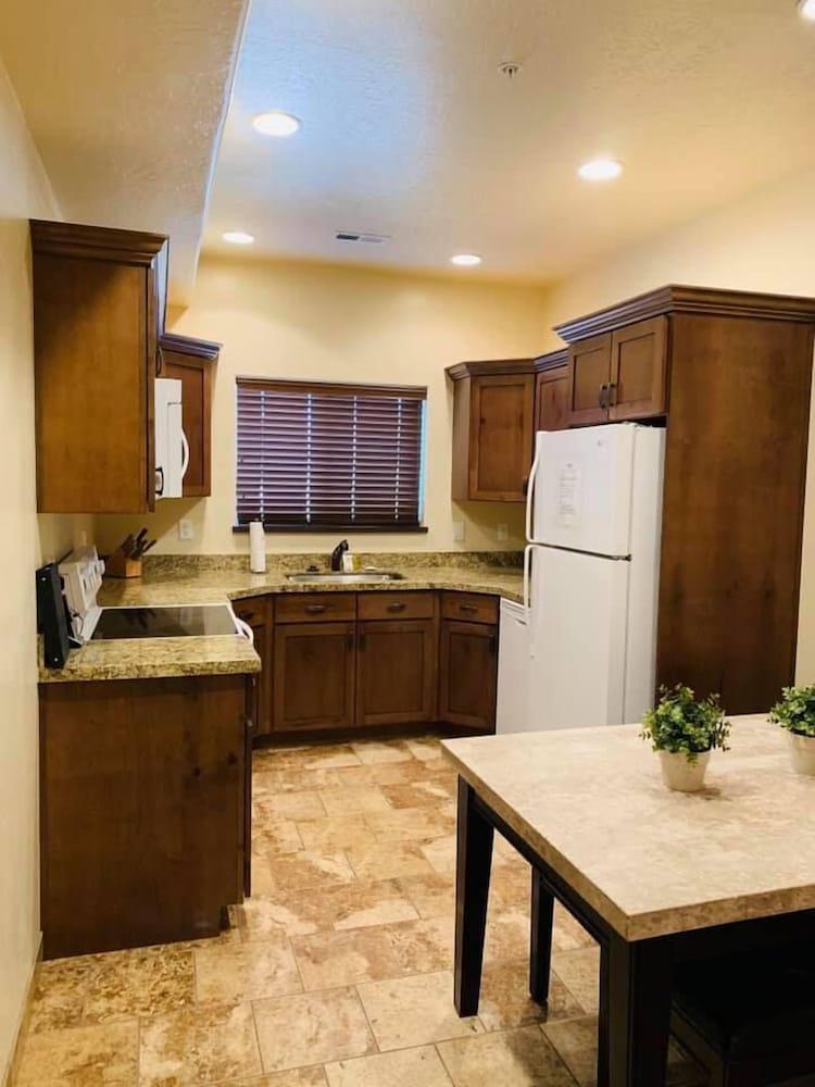 CB&M Executive Suites photo 33