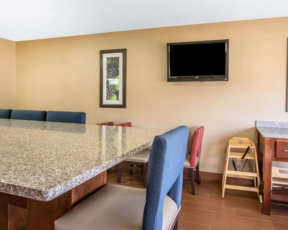 Comfort Inn Livingston photo 3