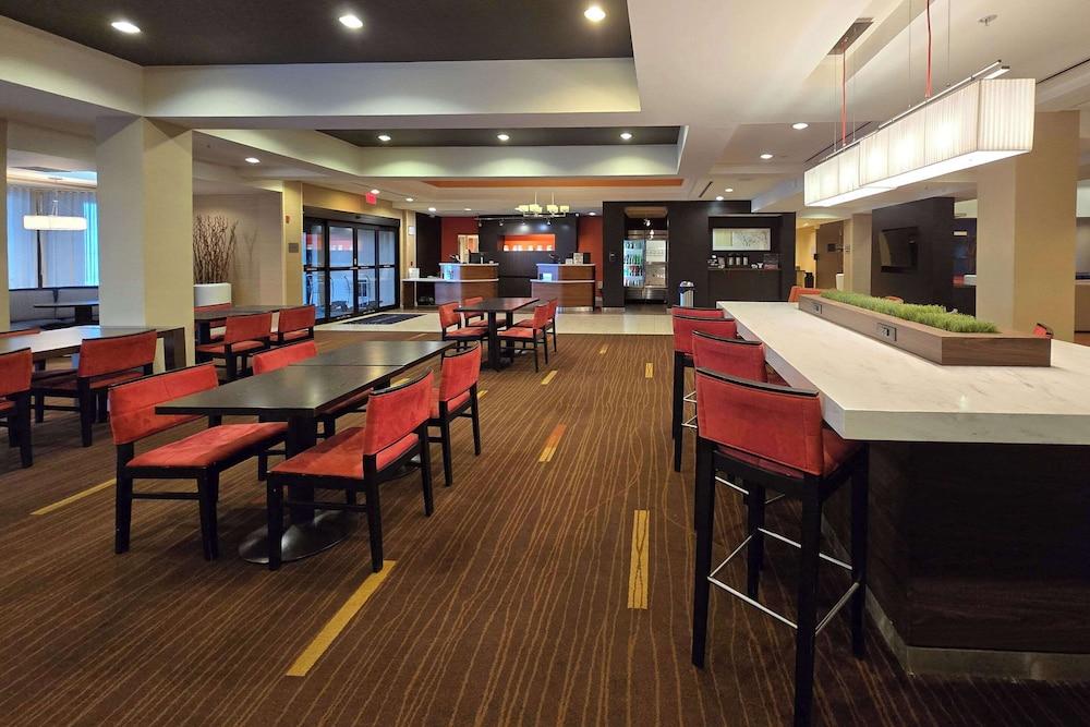 Country Inn & Suites by Radisson, Convention Center photo 39