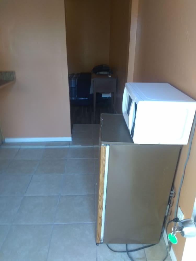 Gipson Inn Motel photo 15