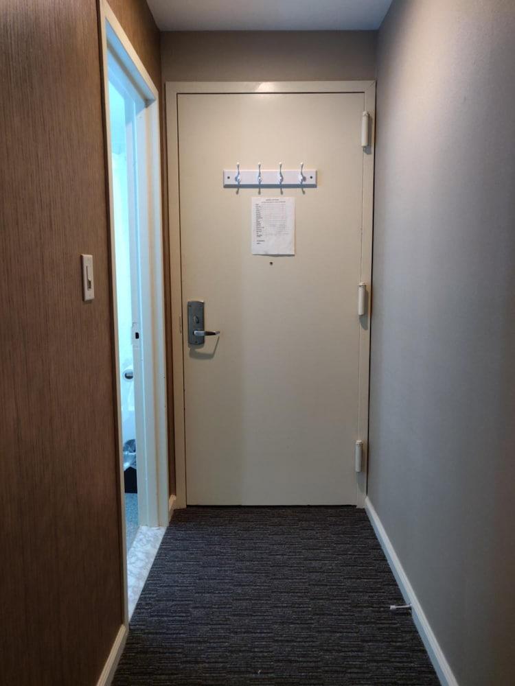 Hotel Key LaGuardia Airport photo 26