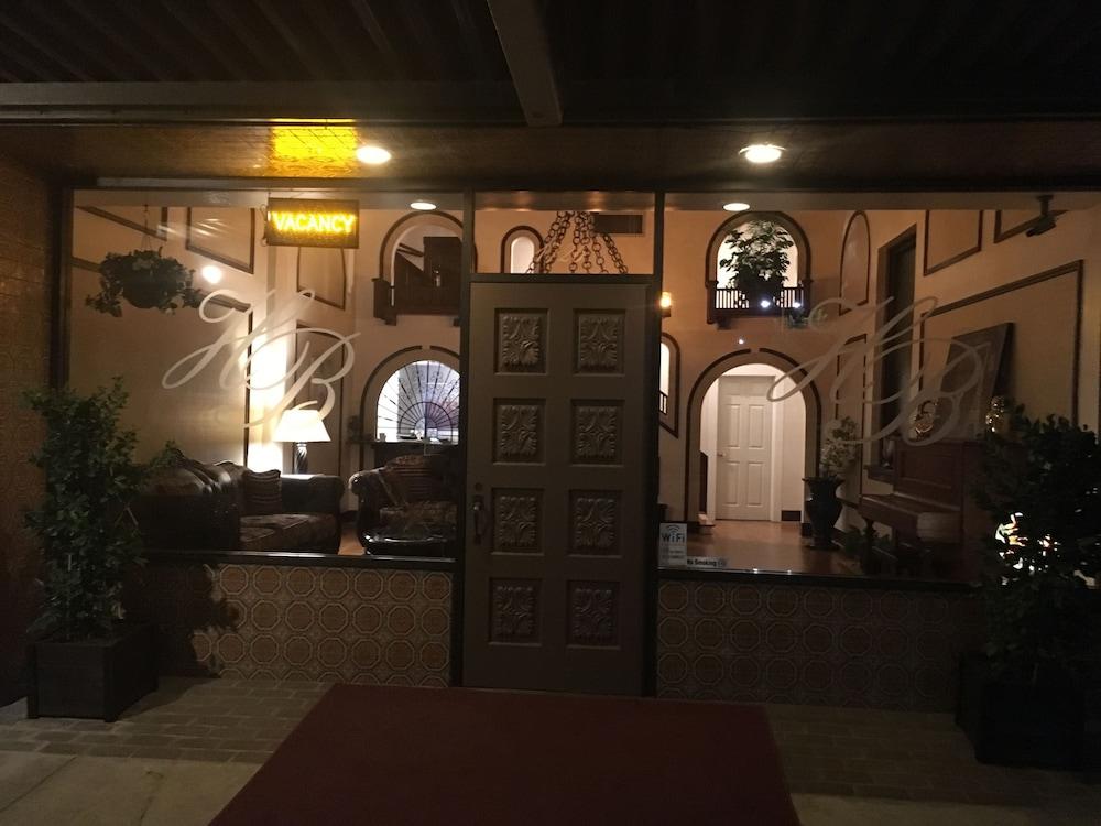 Hotel Burgess photo 36