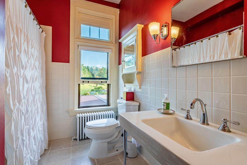 Wilburton Inn photo 11