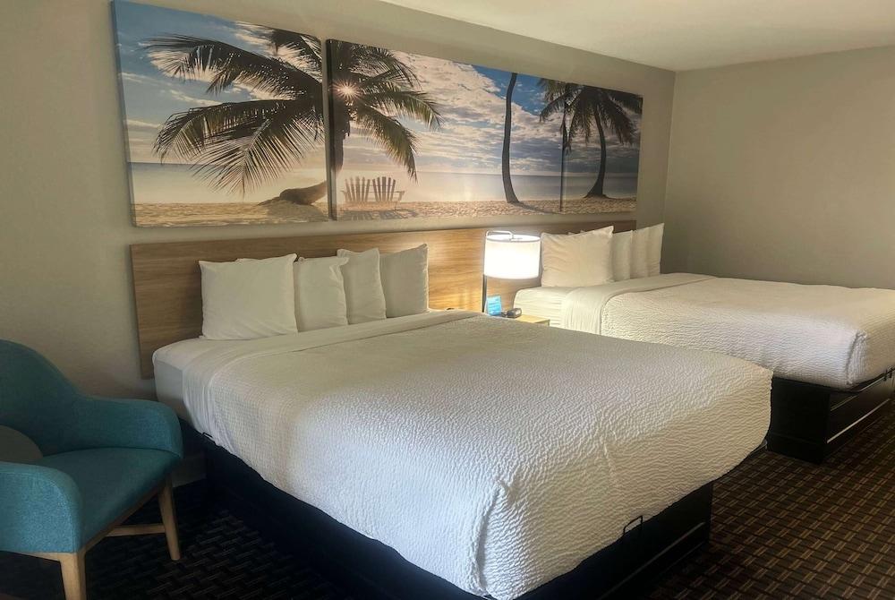 Days Inn by Wyndham Port Charlotte/Punta Gorda photo 11