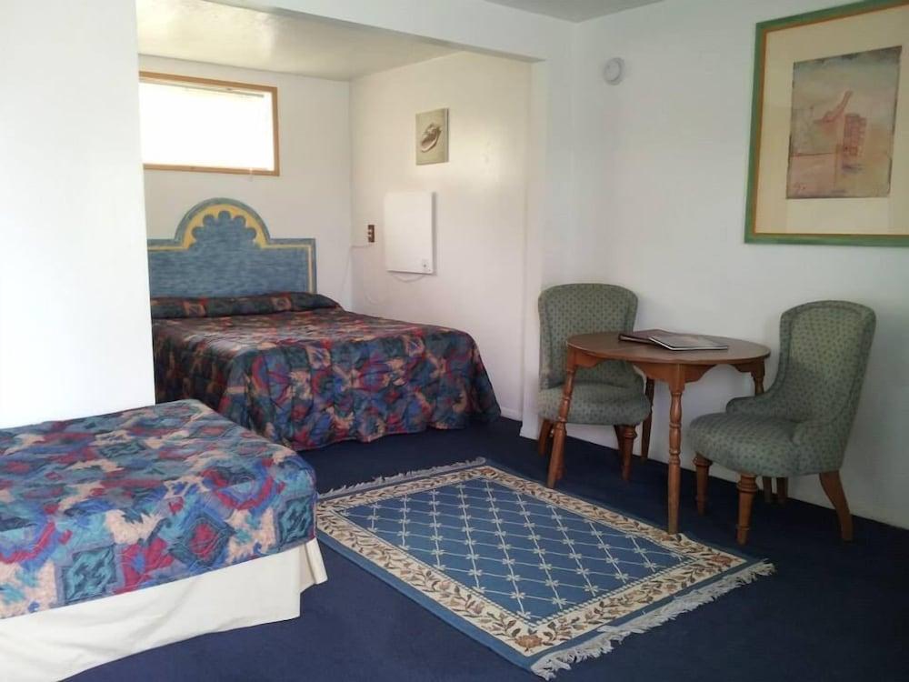 Ocean Avenue Inn photo 5