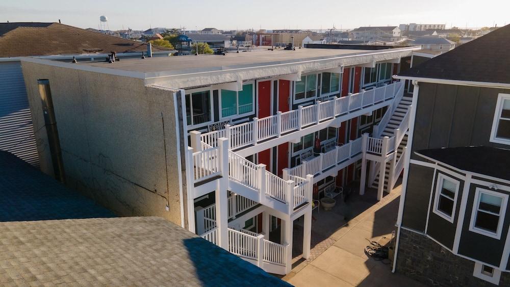 Seaside Sands Inn photo 17