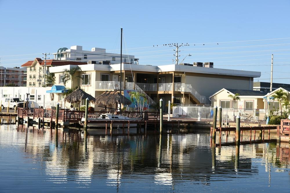 Bay Palms Waterfront Resort - Hotel and Marina photo 96