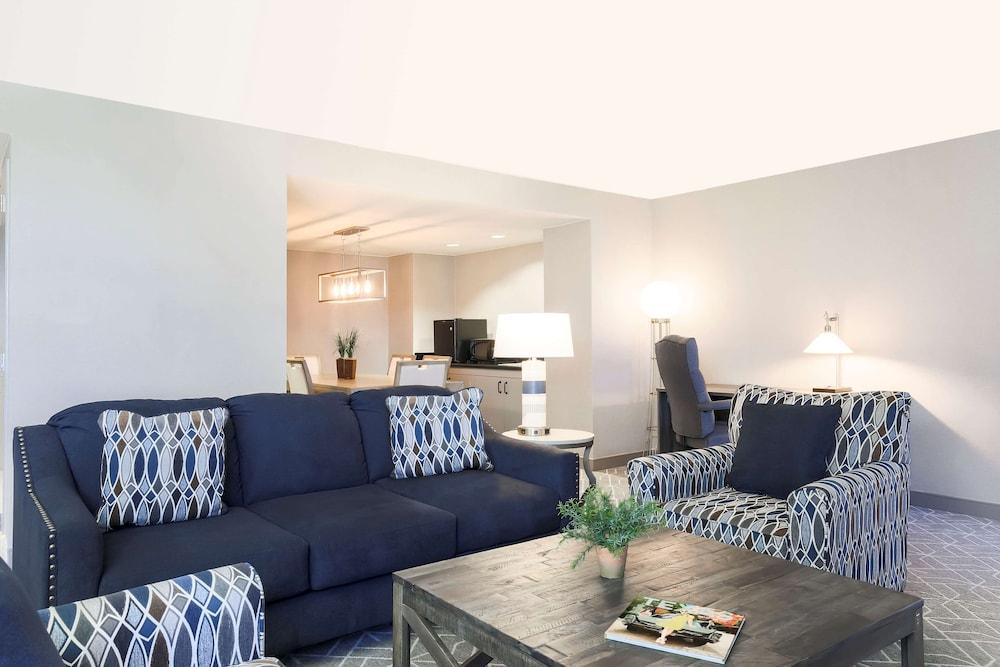 Hilton Richardson Dallas photo 18