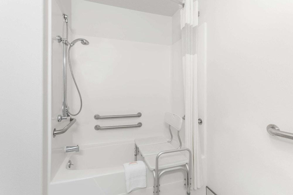 Quality Inn & Suites McCook photo 3