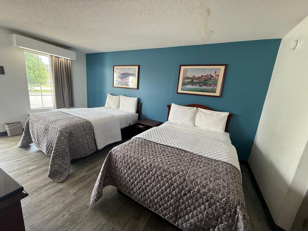 Brentwood Inn & Suites photo 9