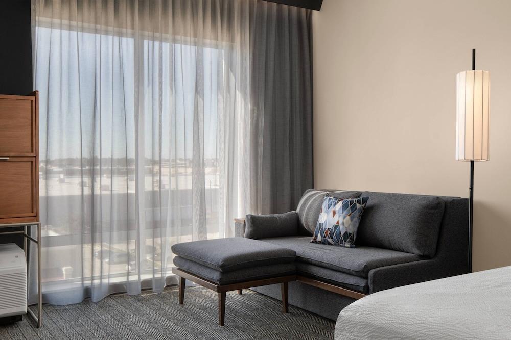 Courtyard by Marriott Houston I-10 West/Memorial photo 19