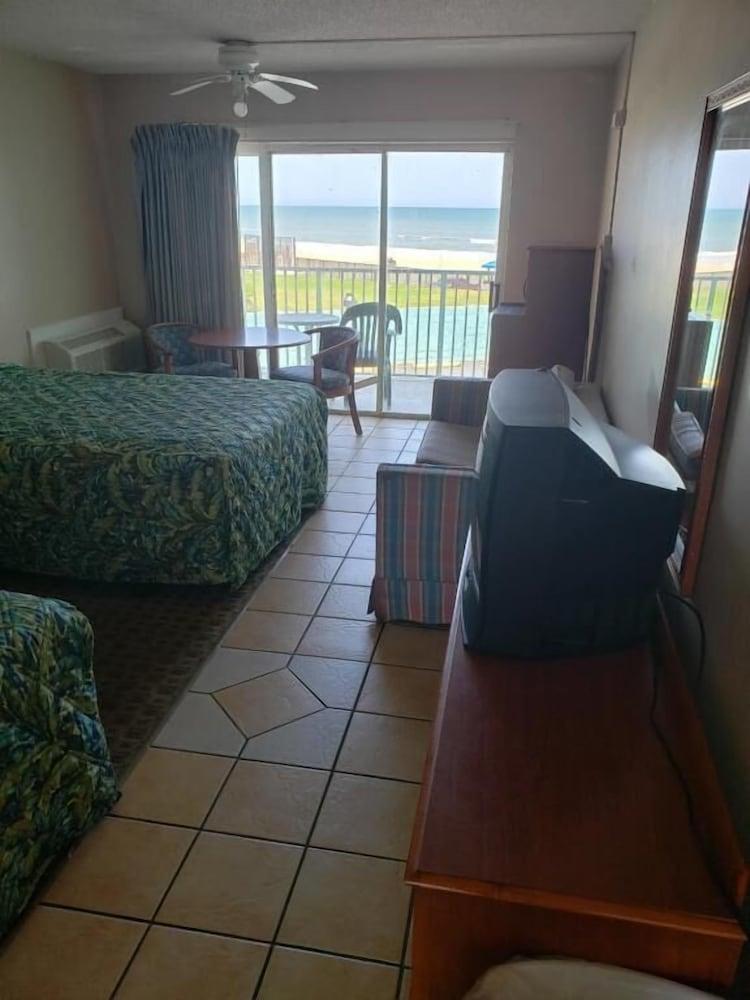 The Seascape Inn photo 7