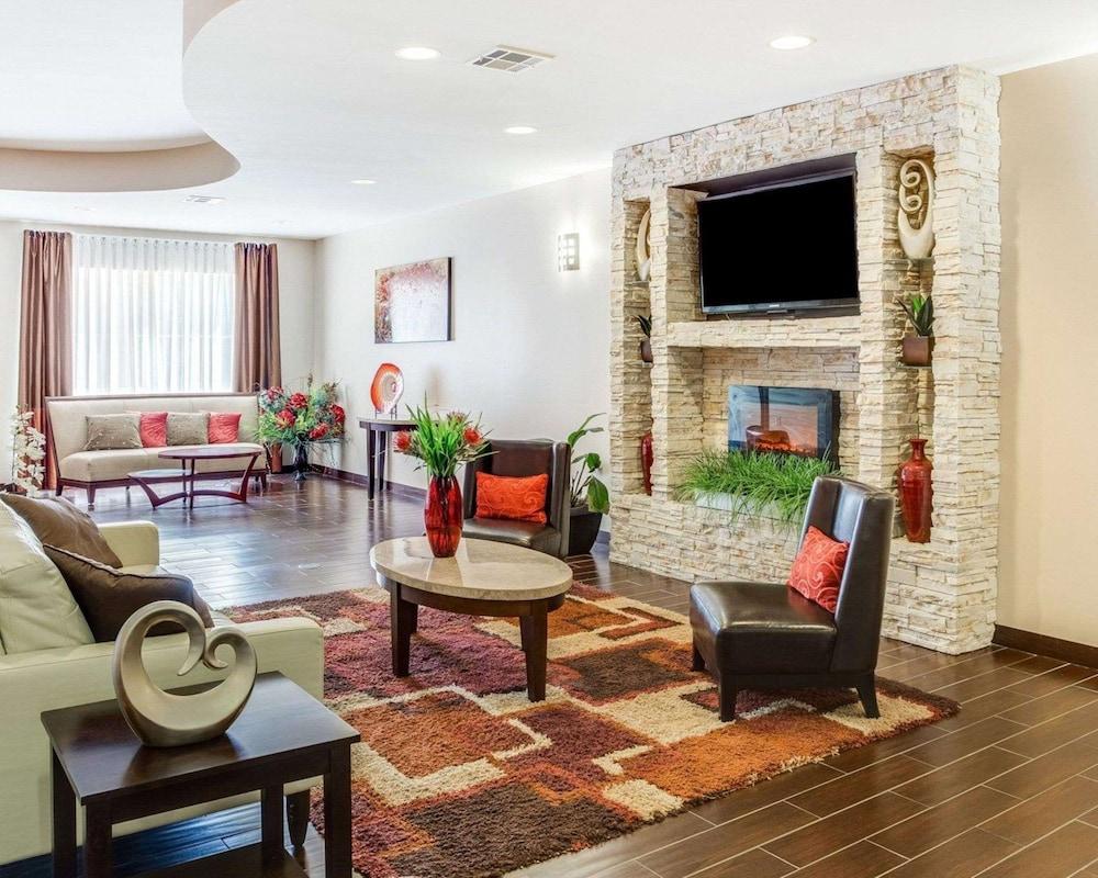 Comfort Suites Mandeville - Covington photo 3