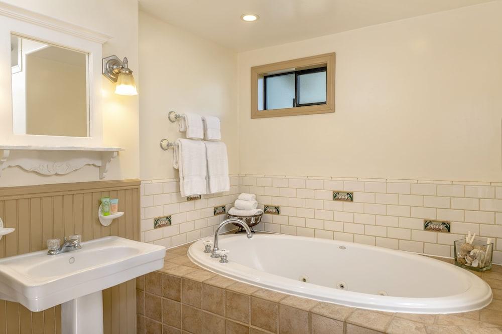 The Pierpont Inn photo 30