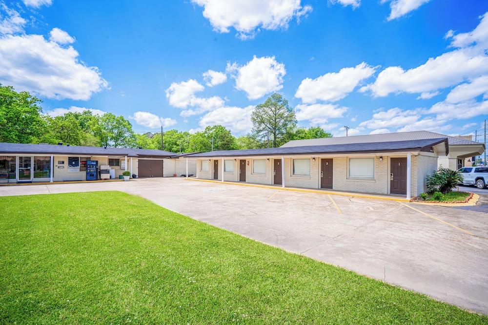 Cypress Inn Motel By OYO West Monroe I-20 photo 26