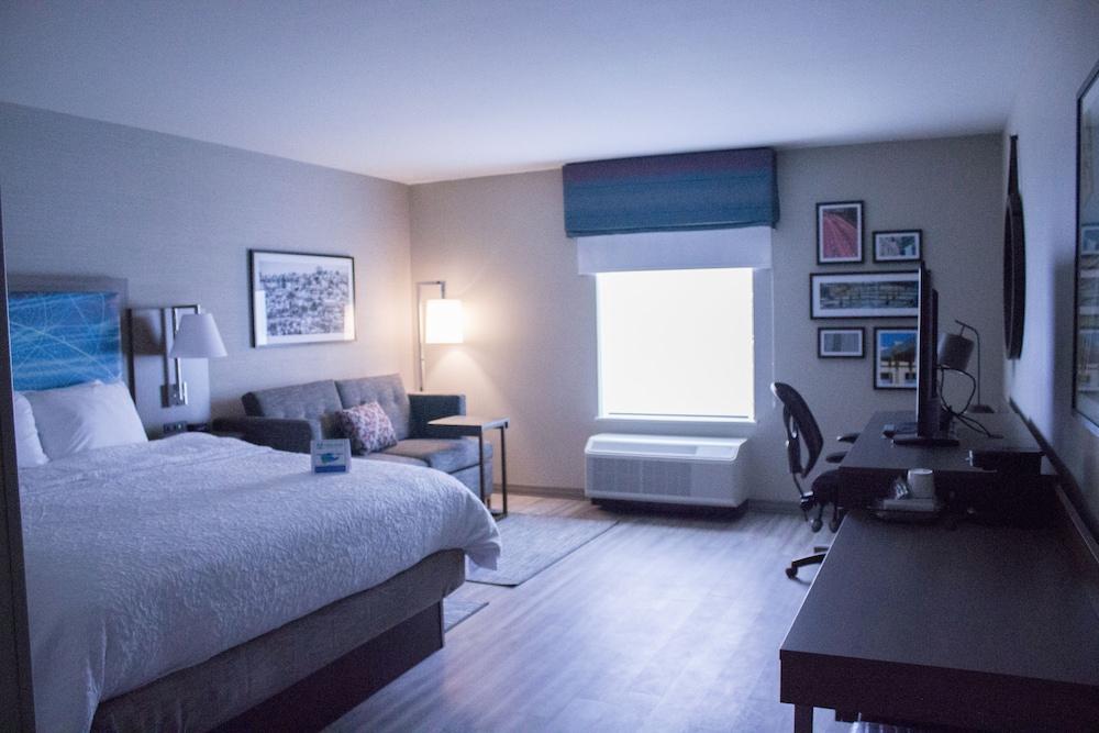 Hampton Inn & Suites Cranberry Pittsburgh photo 21