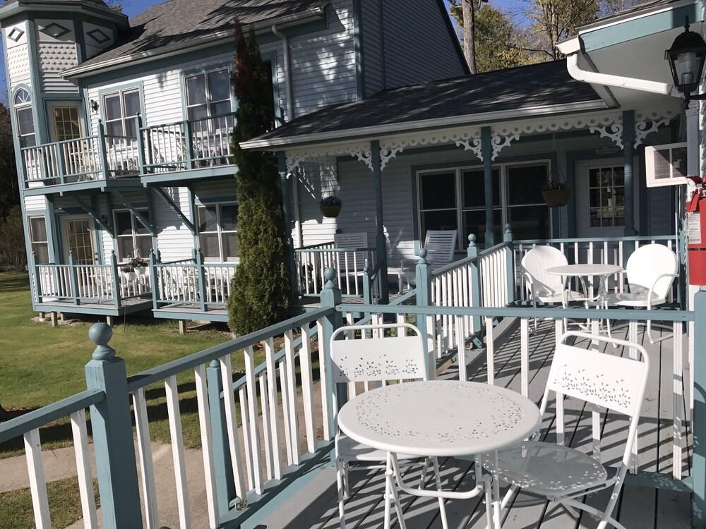 Harbor Light Inn photo 86
