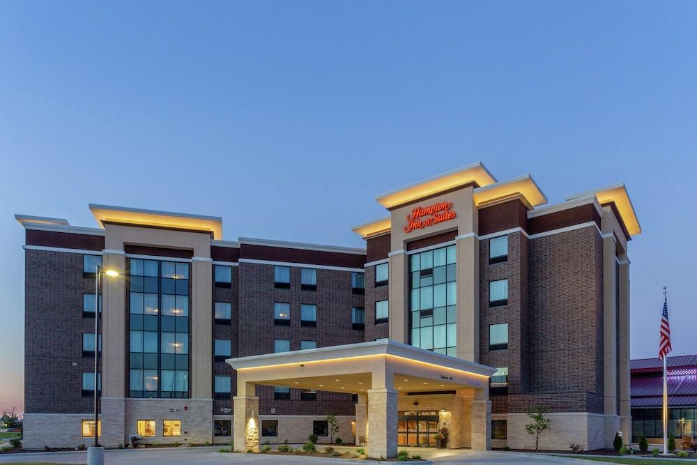Hampton Inn & Suites Burlington photo 36