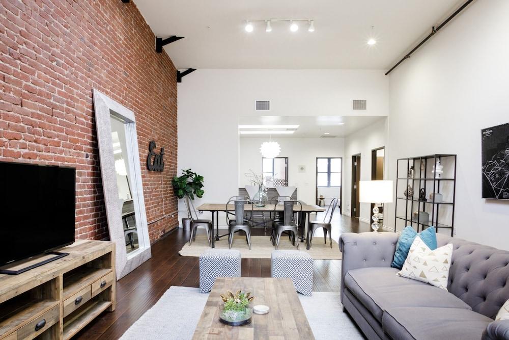 Abode Los Angeles - Downtown Historic Core photo 16
