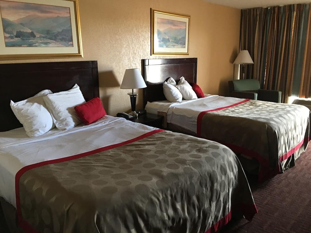 Budget Inn photo 7