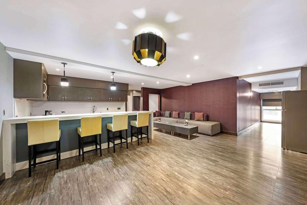 BLVD Hotel and Studios Universal-Hollywood, an Ascend Collection Hotel photo 37